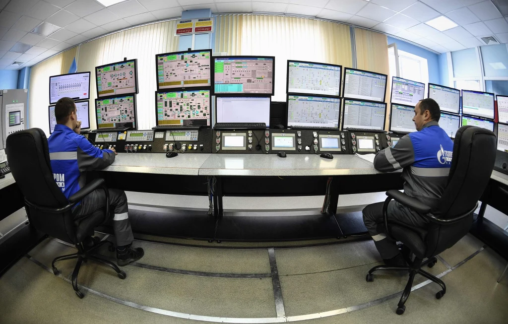 Rosja to obecnie największy na świecie eksporter gazu ziemnego z gazociągów i drugi co do wielkości dostawca ropy naftowej, Zdaniem prezesa Gazpromu Aleksieja Millera wydobycie planowane ze złoża Bowanienkowskoje jest do 2128 roku, czyli przez następnych prawie 110 lat. Rosja to obecnie największy na świecie eksporter gazu ziemnego z gazociągów i drugi co do wielkości dostawca ropy naftowej, Zdaniem prezesa Gazpromu Aleksieja Millera wydobycie planowane ze złoża Bowanienkowskoje jest do 2128 roku, czyli przez następnych prawie 110 lat.