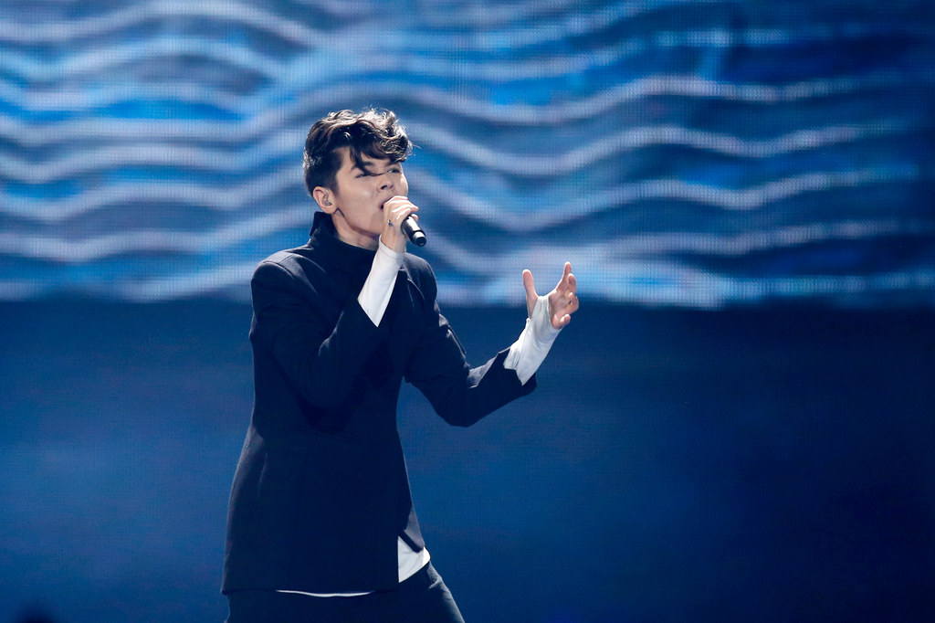 Kristian Kostov prezentuje nowy teledysk