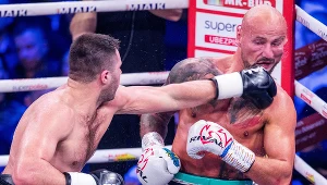 Boks. Trener Władysław Ćwierz: Coś dzieje się w głowie Artura, w ringu zamienia się w posąg