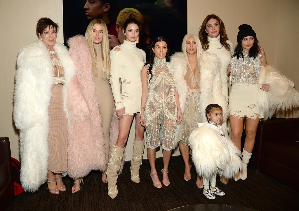 Kris Jenner z córkami, wnuczką i byłym mężem, Caitlyn Kris Jenner z córkami, wnuczką i byłym mężem, Caitlyn