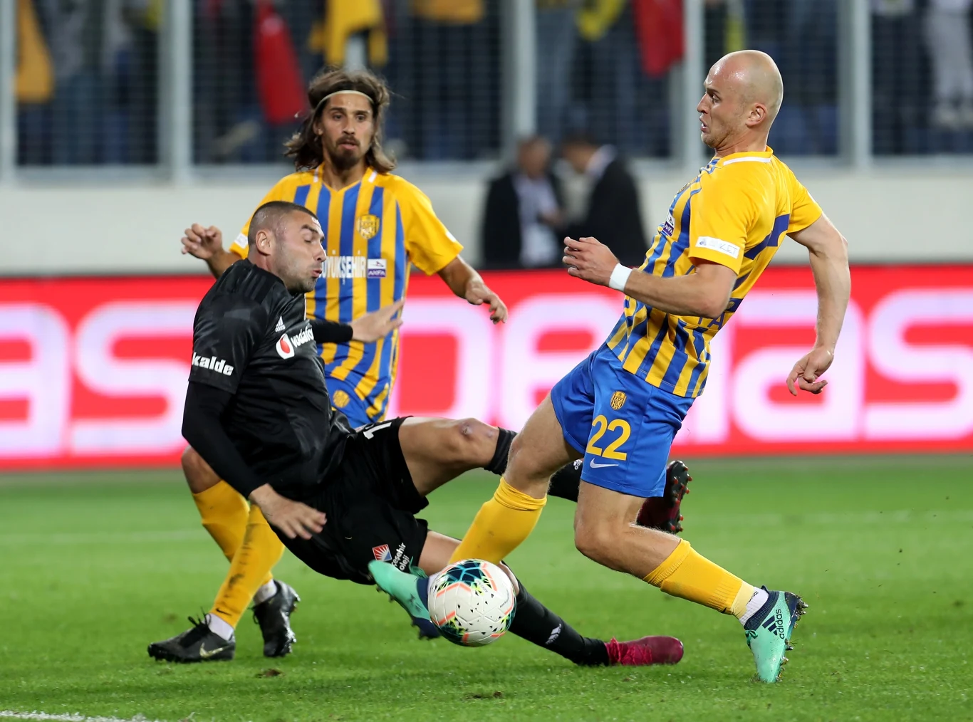 Michał Pazdan (po prawej) w barwach Ankaragucu