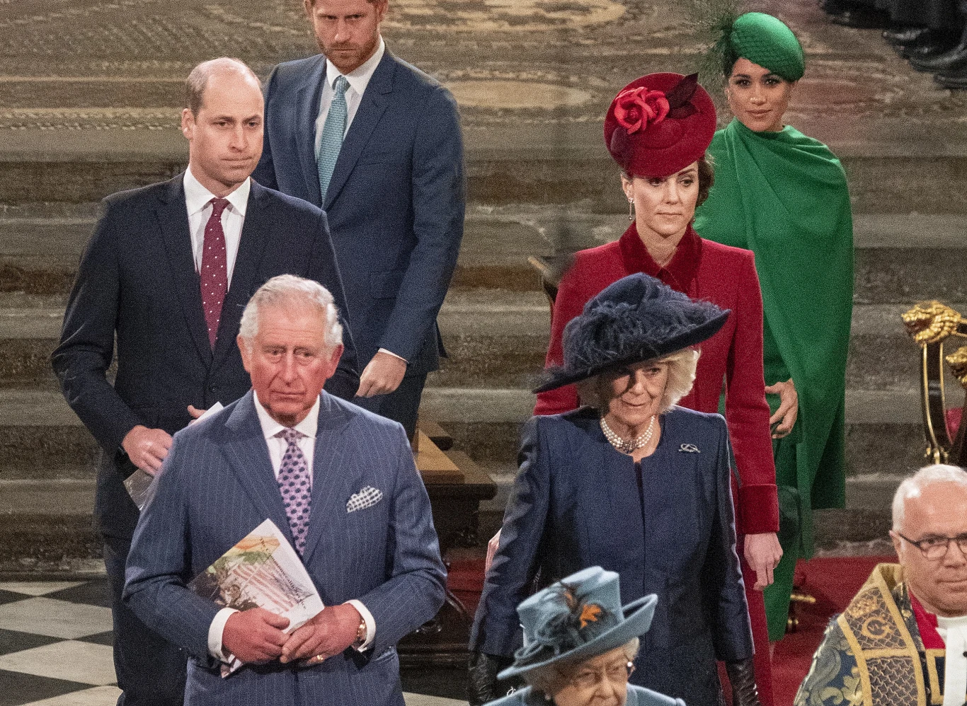 Brytyjska rodzina królewska oraz Meghan Markle i Harry