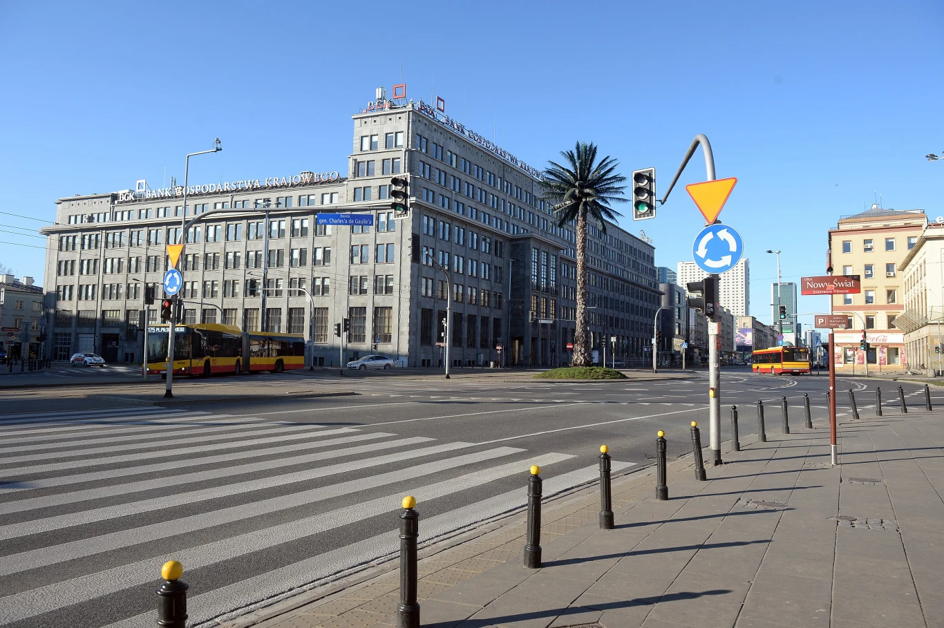 Warszawa; Rondo Charles'a de Gaulle'a