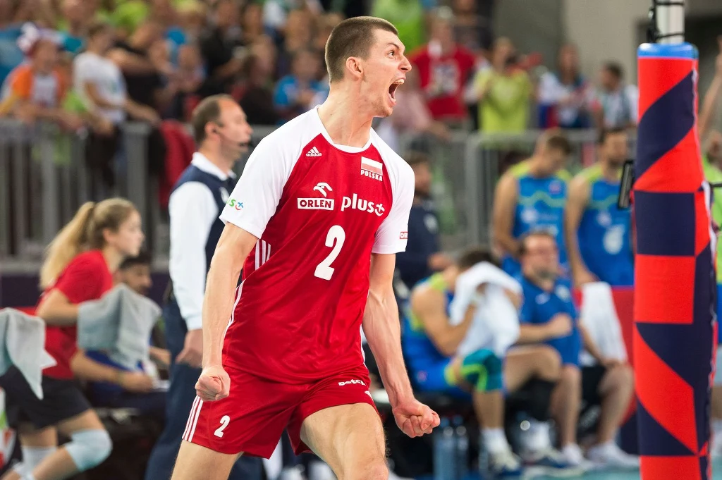 Maciej Muzaj Maciej Muzaj