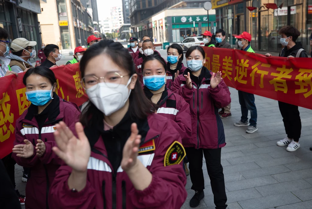 Chiny mierzą się z największą falą globalnej niechęci od wydarzeń na placu Tiananmen w Pekinie w 1989 roku Chiny mierzą się z największą falą globalnej niechęci od wydarzeń na placu Tiananmen w Pekinie w 1989 roku