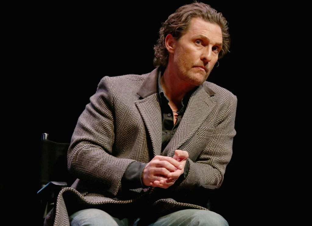 Matthew McConaughey Zdobywca Oscara i uznany hollywoodzki aktor - Matthew McConaughey uwielbia mieszkać w…przyczepie! Według niego posiadanie domu to bardzo uciążliwa i pracochłonna sprawa. Natomiast przyczepa jest nie tylko symbolem skromności i prostego życia, ale także nie wymaga inwestowania czasu i pieniędzy w jej utrzymanie. Matthew McConaughey Zdobywca Oscara i uznany hollywoodzki aktor - Matthew McConaughey uwielbia mieszkać w…przyczepie! Według niego posiadanie domu to bardzo uciążliwa i pracochłonna sprawa. Natomiast przyczepa jest nie tylko symbolem skromności i prostego życia, ale także nie wymaga inwestowania czasu i pieniędzy w jej utrzymanie.