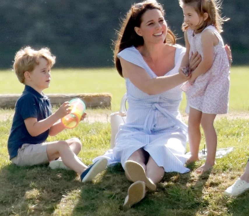 Księżna Kate z George'm i Charlotte Księżna Kate z George'm i Charlotte