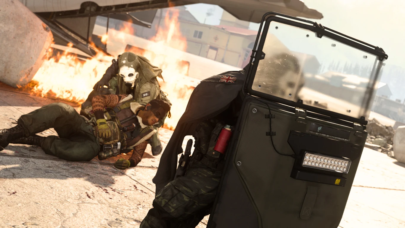 Jeżeli zaś chodzi o zmiany, to wszystko wygląda niemal identycznie jak w trybie drużynowym, tyle że opcja powrotu do zabawy po zgonie jest dużo trudniejsza. 