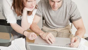 Za pomocną dłoń wyciągniętą dziś przez banki trzeba będzie zapłacić w przyszłości i to z odsetkami