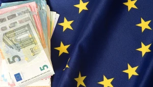  Pracodawcy mogą wnioskować o dofinansowanie z Europejskiego Funduszu Społecznego (EFS). 