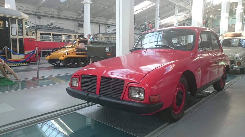 Syrena coupe amatorsko przerobiona, ze zbiorów Muzeum Techniki w Szczecinie