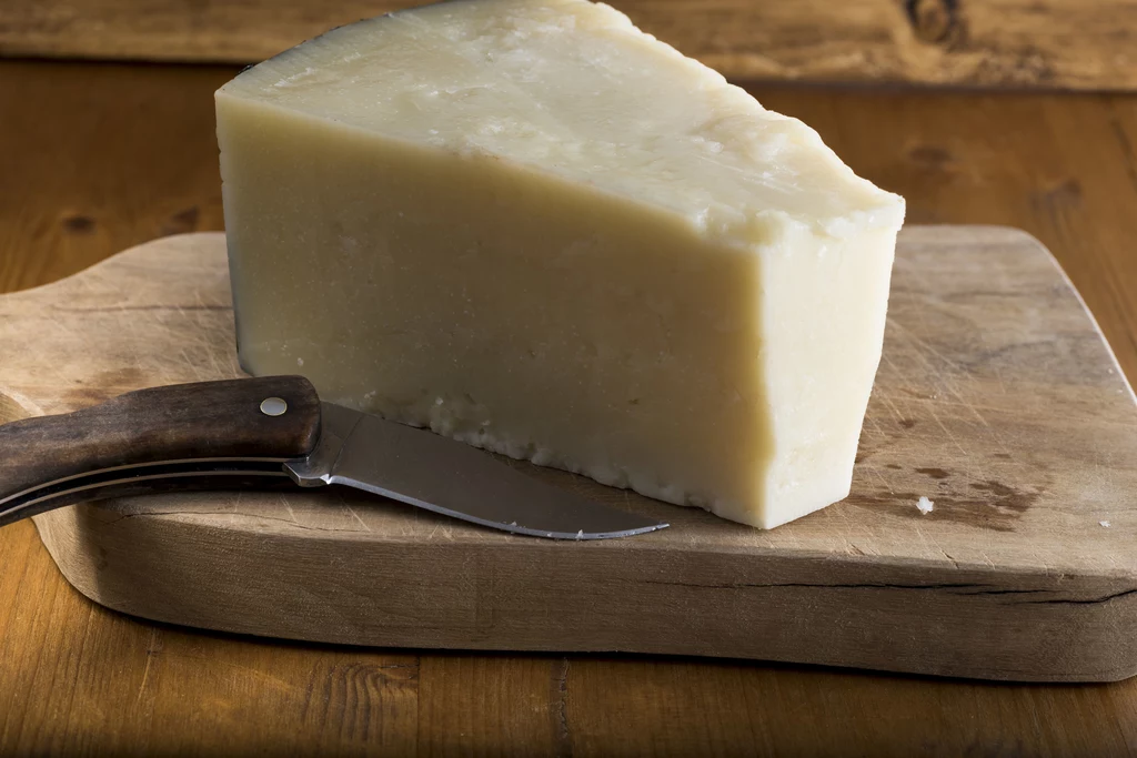 Do przygotowania carbonary używamy sera pecorino romano