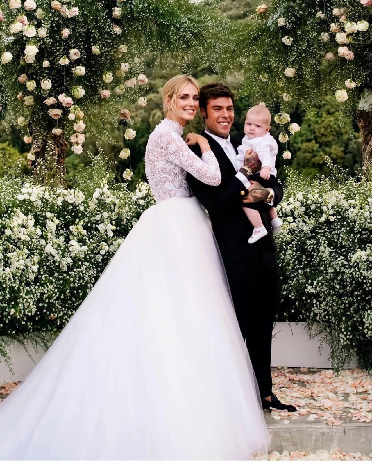 Zdjęcie ślubne Chiary Ferragni i Fedeza Zdjęcie ślubne Chiary Ferragni i Fedeza