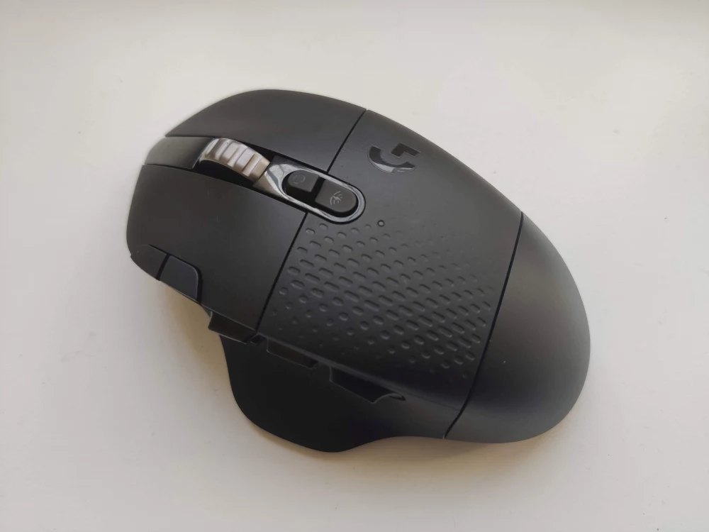 Logitech G604 