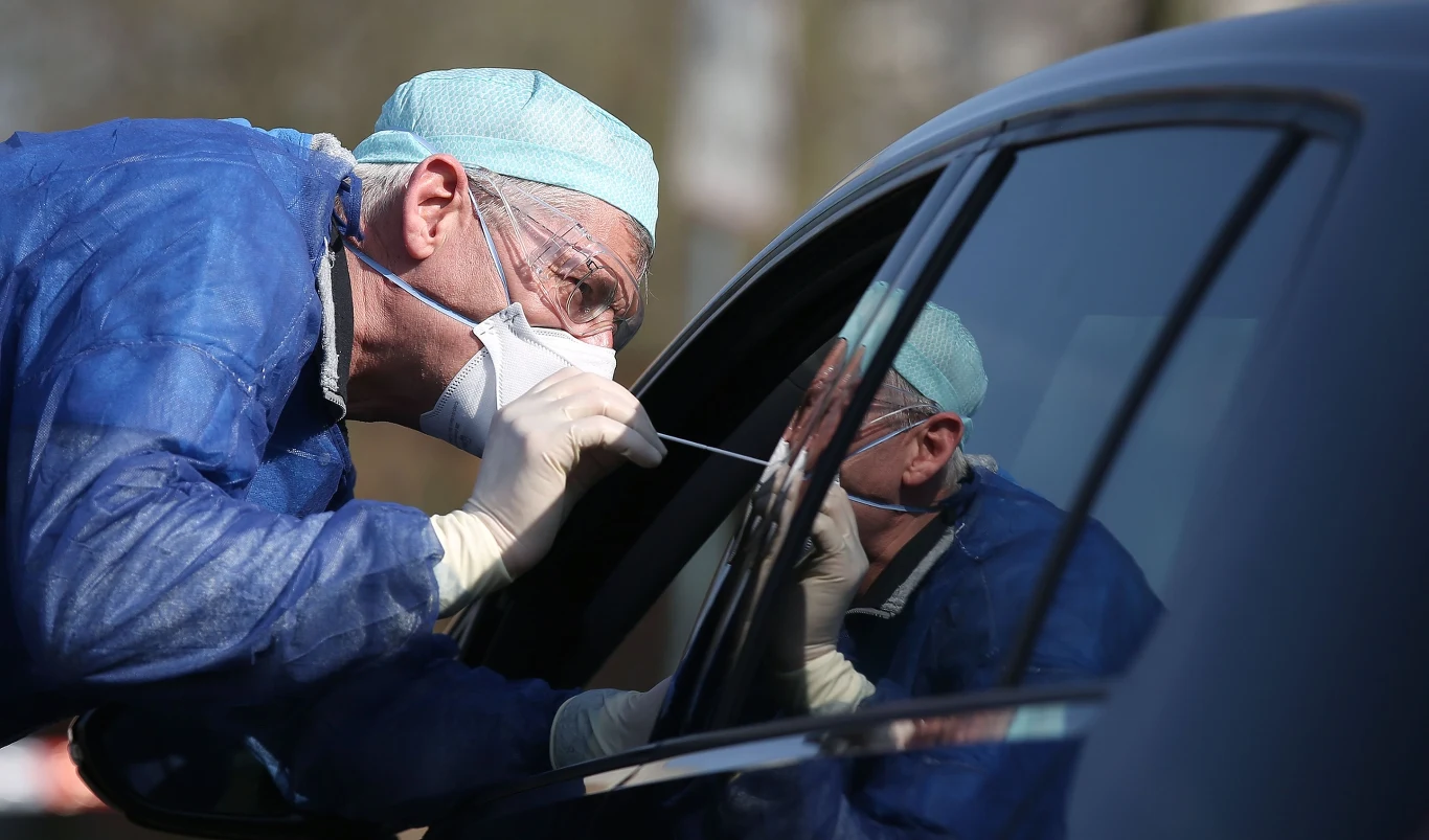 Nowe przypadki koronawirusa w Polsce. MZ podało dane Nowe przypadki koronawirusa w Polsce. MZ podało dane