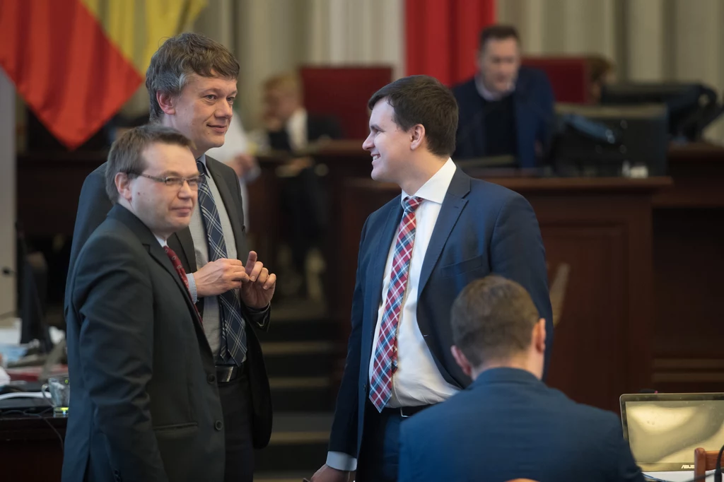 Sesja Rady Miasta, radni PiS: Krzysztof Stasiak, Bartłomiej Dyba-Bojarski, Radosław Marzec Sesja Rady Miasta, radni PiS: Krzysztof Stasiak, Bartłomiej Dyba-Bojarski, Radosław Marzec