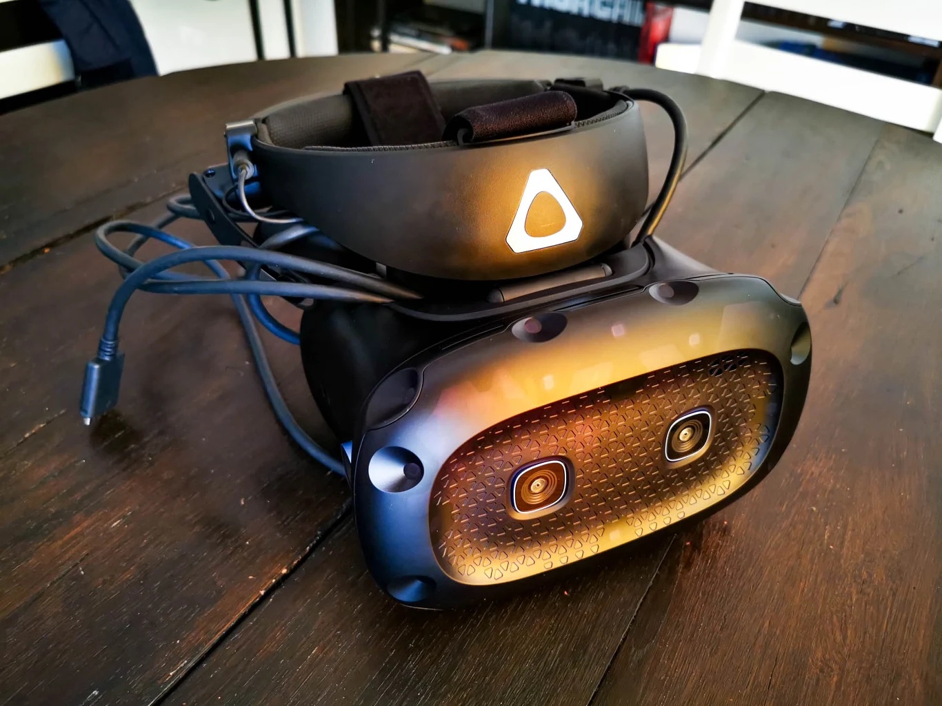 HTC Vive Cosmos Elite