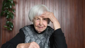 Pierwsi emeryci i renciści mają już na kontach dodatkowe świadczenie tzw. trzynastą emeryturę