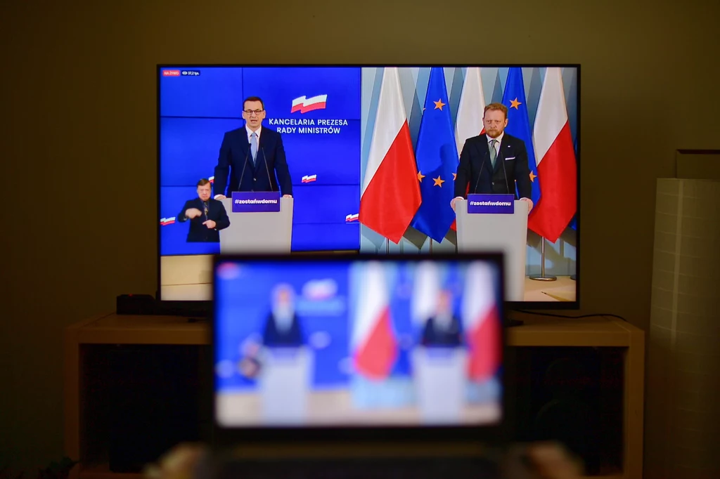 Transmisja konferencji prasowej premiera Mateusza Morawieckiego i ministra zdrowia Łukasza Szumowskiego Transmisja konferencji prasowej premiera Mateusza Morawieckiego i ministra zdrowia Łukasza Szumowskiego