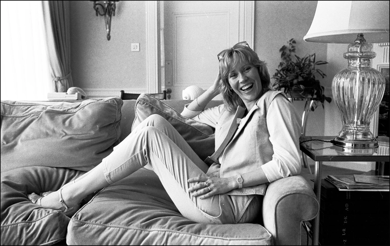  Agnetha urodziła się w szwedzkim Jönköping 5 kwietnia 1950 roku. Muzyką interesowała się już od najmłodszych lat. Gdy miała sześć lat, napisała swoją pierwszą piosenkę "Två små troll" ("Dwa małe trolle"). Uczyła się grać na fortepianie, śpiewała także w chórze kościelnym. 