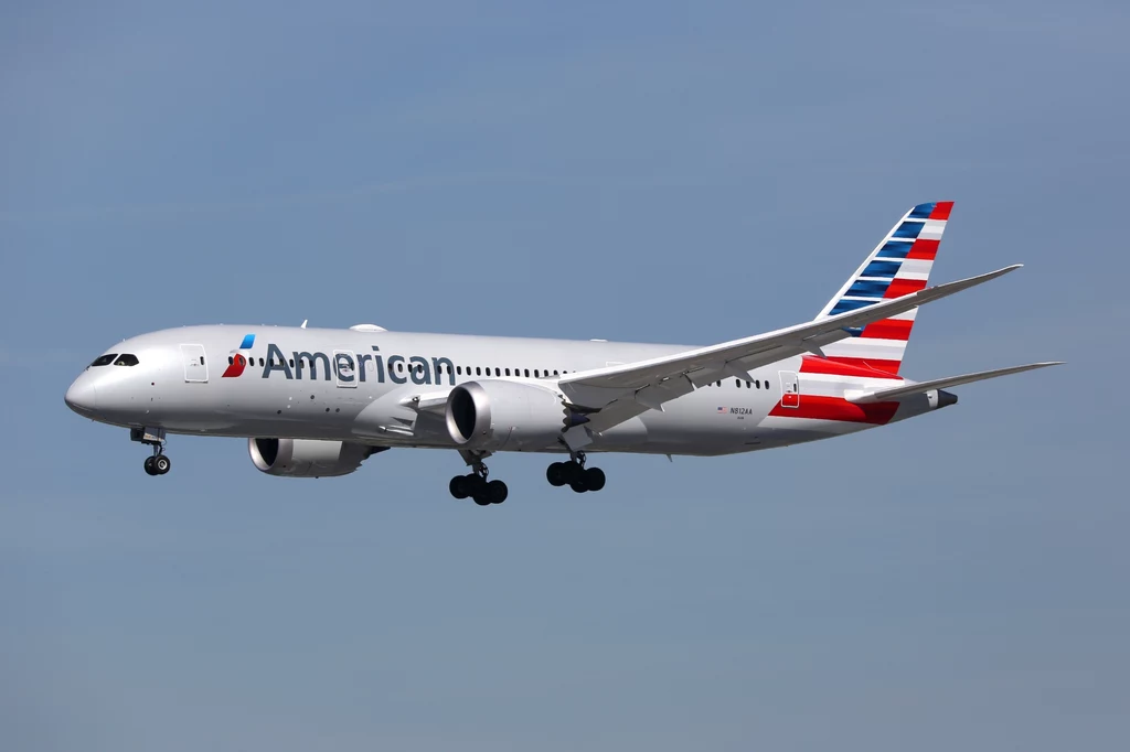 Pasażer samolotu linii American Airlines wszczął awanturę na pokładzie. Został aresztowany.