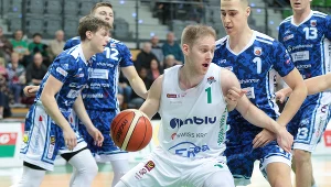 Jarosław Zyskowski (z piłką)