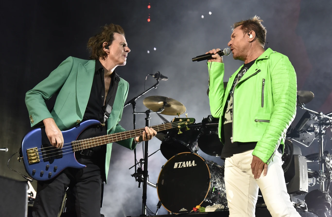 John Taylor (z lewej) jest zakażony koronawirusem. Z prawej wokalista Duran Duran Simon Le Bon John Taylor (z lewej) jest zakażony koronawirusem. Z prawej wokalista Duran Duran Simon Le Bon