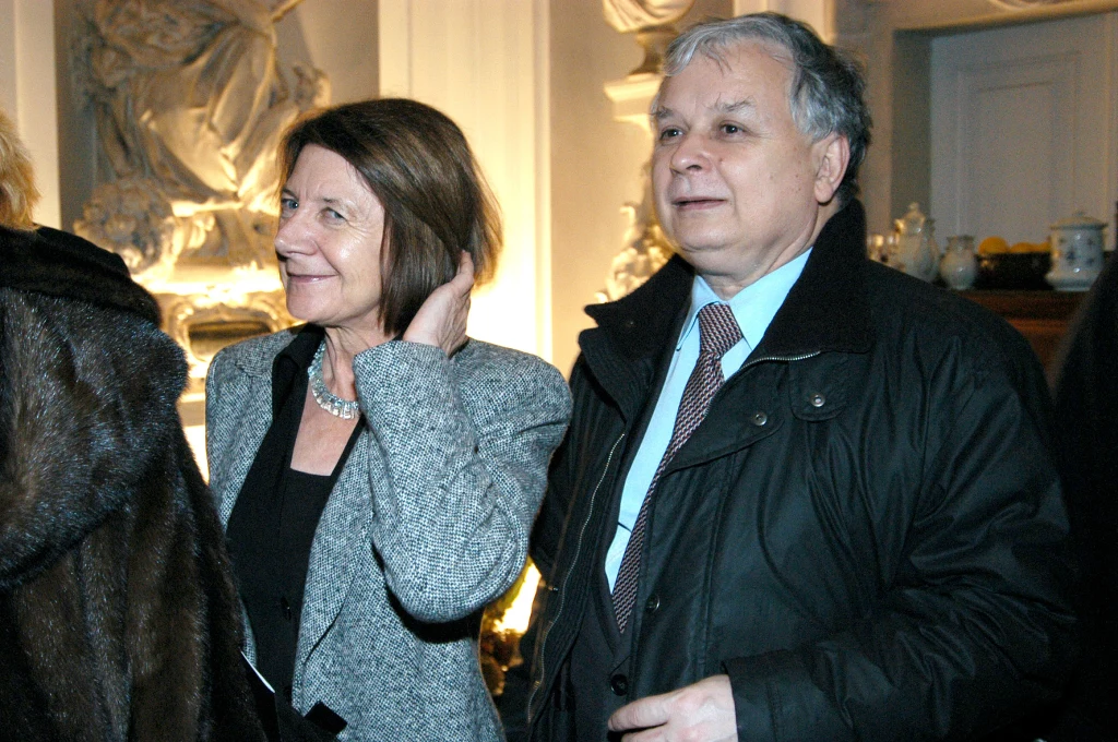 Maria i Lech Kaczyńscy w 2004 roku Maria i Lech Kaczyńscy w 2004 roku