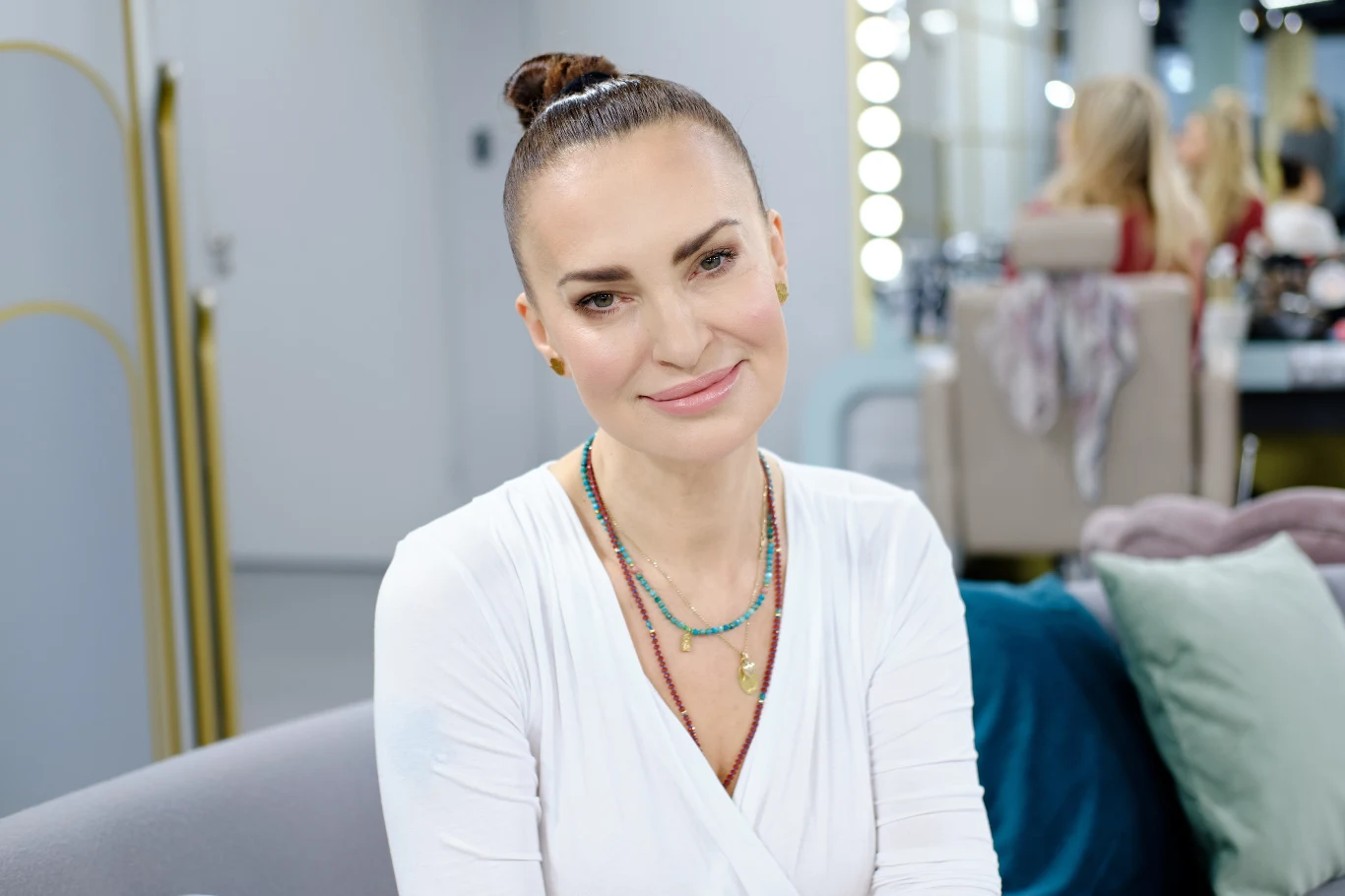 Dziś Agnieszka Maciąg promuje zdrowy styl życia, pisze książki poświęcone rozwojowi osobistemu i prowadzi warsztaty. Bloguje, jest aktywna w mediach społecznościowych, propaguje jogę, medytację i modlitwę. W 2012 roku ponownie została mamą. 