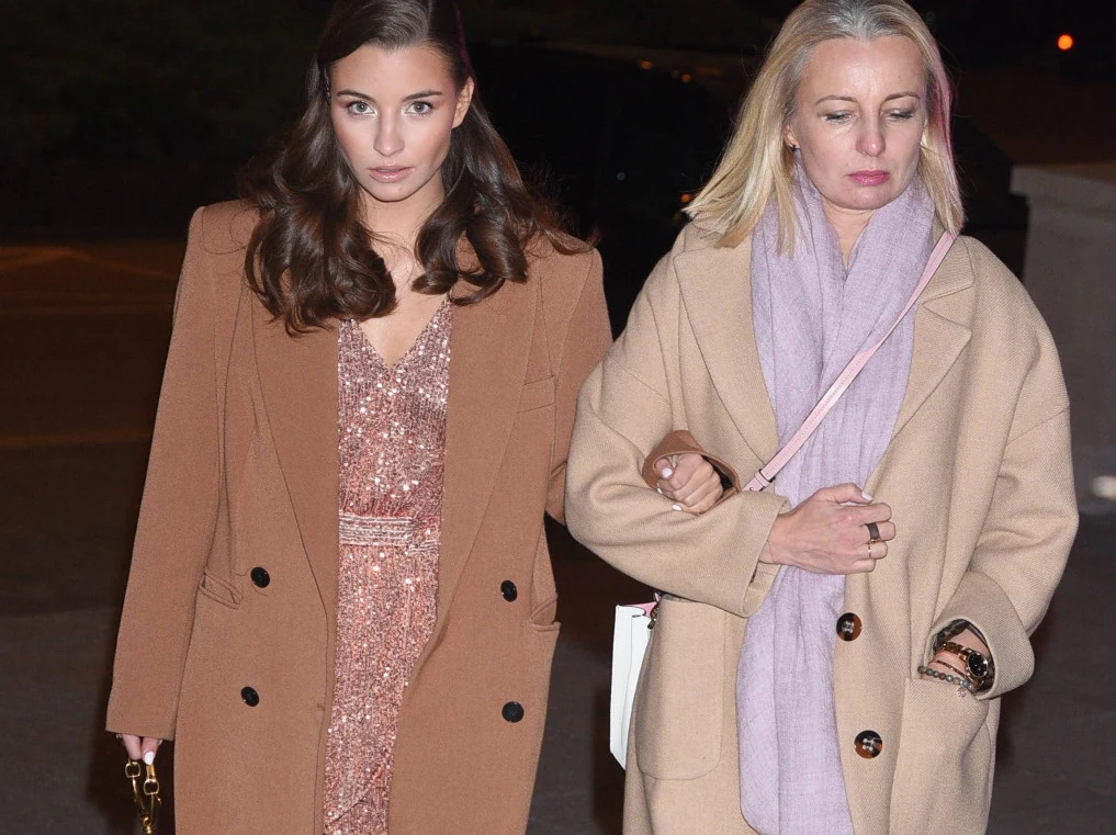 Julia Wieniawa z mamą Julia Wieniawa z mamą