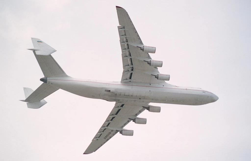 Antonow An-225 Mrija - największy transportowy samolot świata