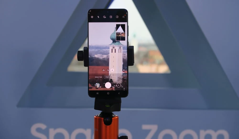 Samsung Galaxy S20 Ultra i jego "Kosmiczny Zoom" Samsung Galaxy S20 Ultra i jego "Kosmiczny Zoom"