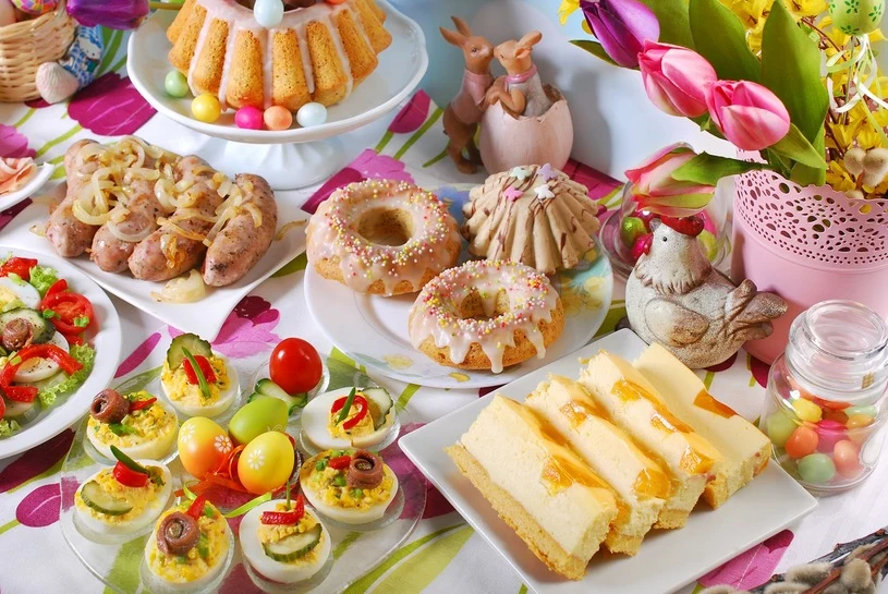 Wielkanocny stół to tradycyjnie mnogość smaków Wielkanocny stół to tradycyjnie mnogość smaków