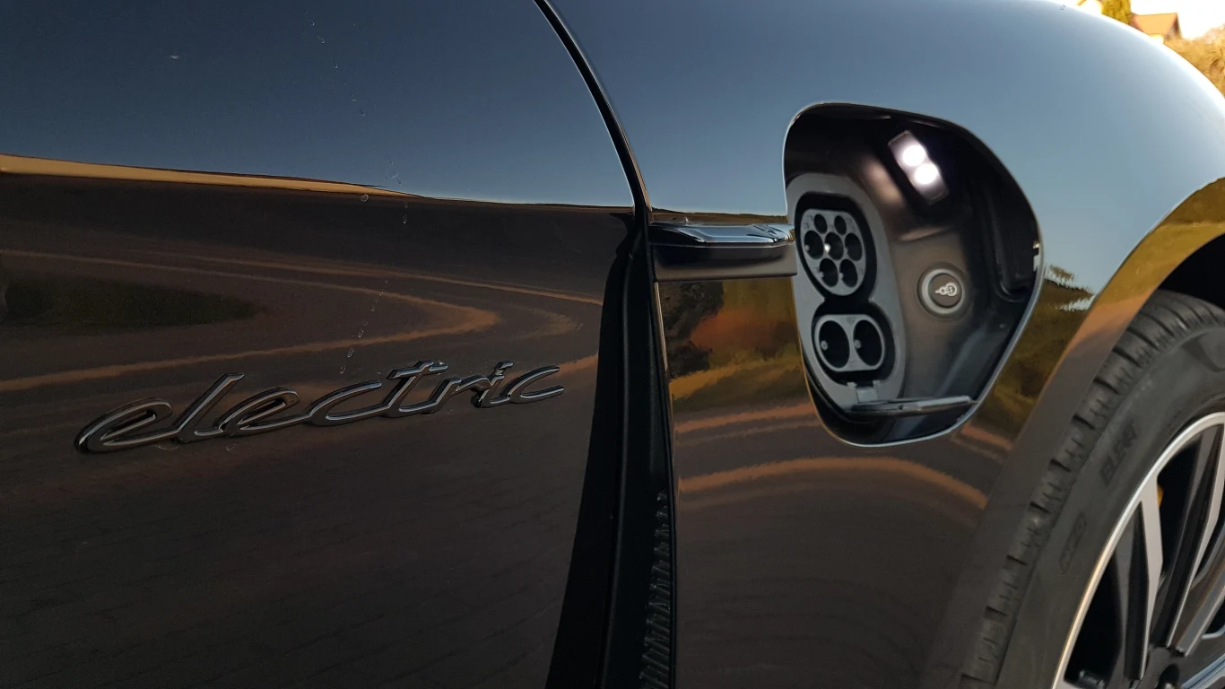 Porsche Taycan Turbo S