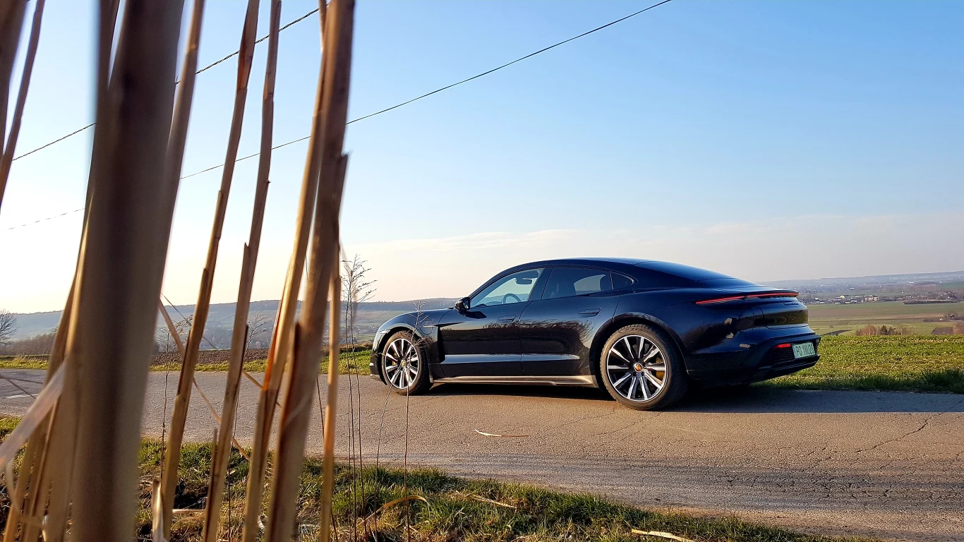 Porsche Taycan Turbo S