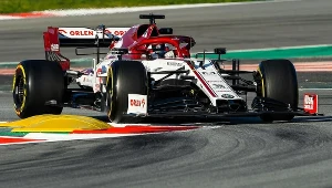 Kimi Raikkonen podczas testów przedsezonowych w Katalonii, w lutym 2020 r.