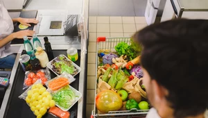 W tygodniu Polacy odwiedzają sklepy convenience, w piątki robią duże zakupy a w soboty - hipermarkety