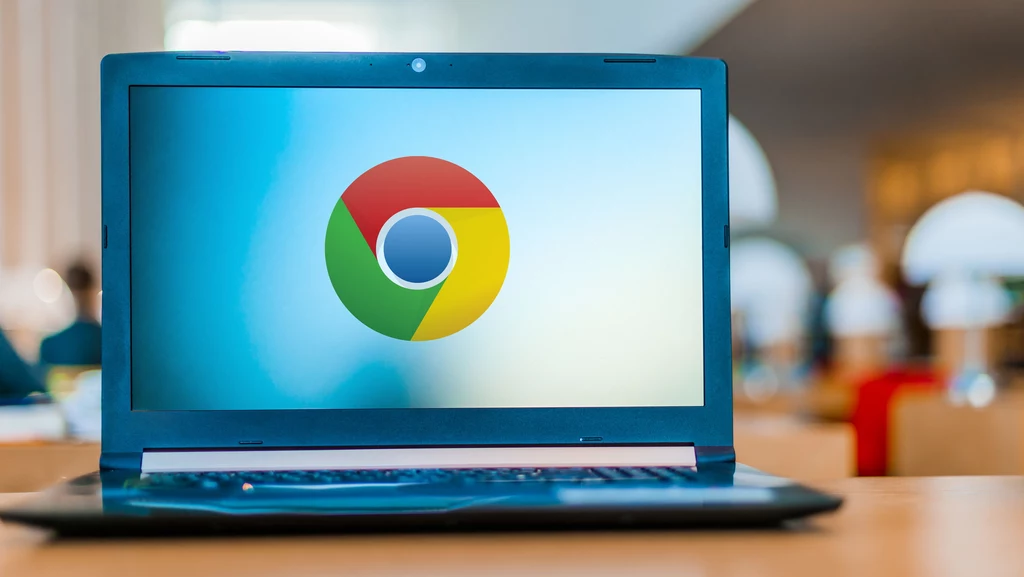 W Google Chrome strony internetowe przetłumaczysz jednym kliknięciem.