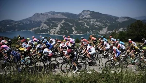 Tour de France na pewno nie odbędzie się zgodnie z planem