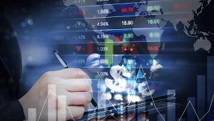 Złoty słabnie do najważniejszych walut