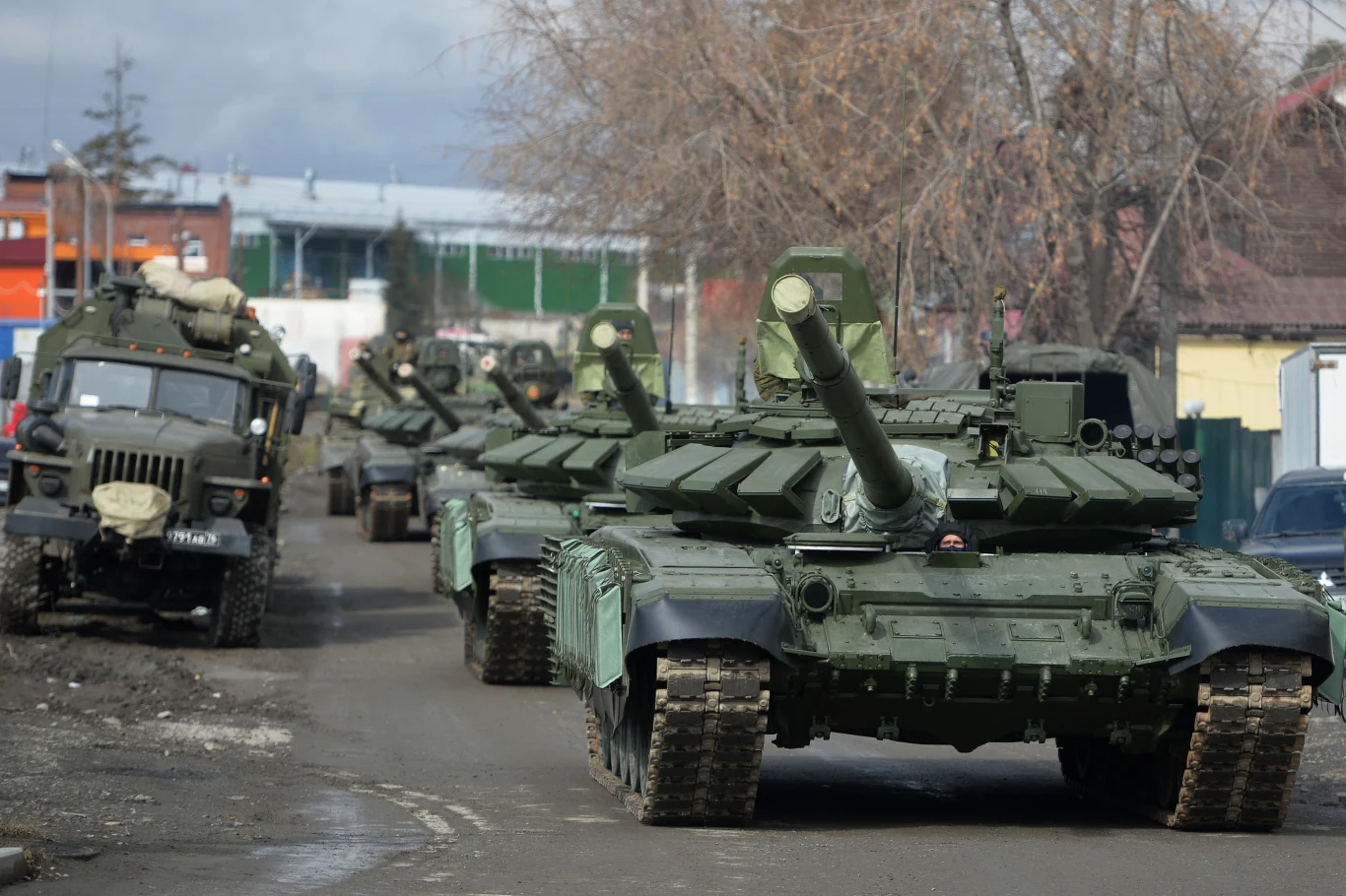 Dywizja ma bardzo długą historię. Powstała jako 325 Dywizja Strzelców. Na miano gwardyjskiej zasłużyła sobie walkami o Witebsk. Dywizja ma bardzo długą historię. Powstała jako 325 Dywizja Strzelców. Na miano gwardyjskiej zasłużyła sobie walkami o Witebsk.