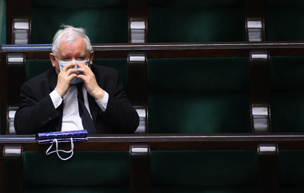 Jarosław Kaczyński w Sejmie w dniu 16 kwietnia 2020 roku Jarosław Kaczyński w Sejmie w dniu 16 kwietnia 2020 roku