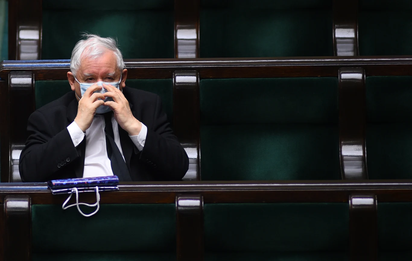 Jarosław Kaczyński w Sejmie w dniu 16 kwietnia 2020 roku Jarosław Kaczyński w Sejmie w dniu 16 kwietnia 2020 roku