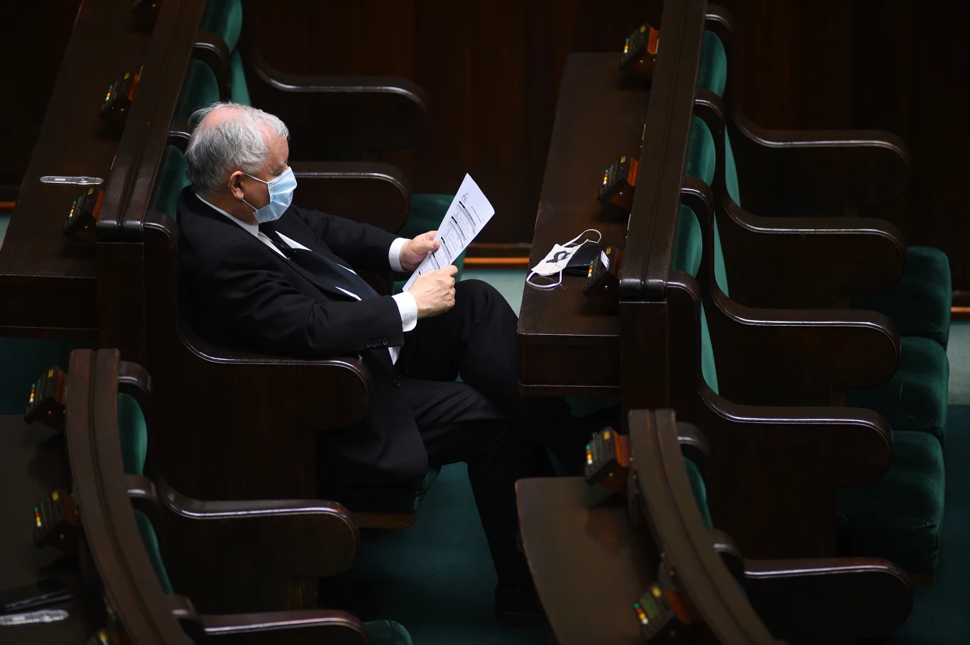Jarosław Kaczyński w Sejmie w dniu 16 kwietnia 2020 roku Jarosław Kaczyński w Sejmie w dniu 16 kwietnia 2020 roku
