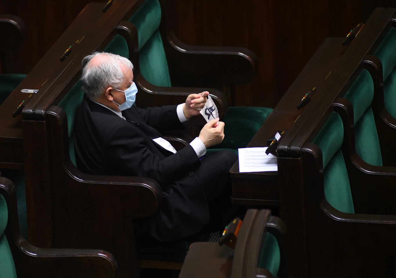 Jarosław Kaczyński w Sejmie w dniu 16 kwietnia 2020 roku Jarosław Kaczyński w Sejmie w dniu 16 kwietnia 2020 roku