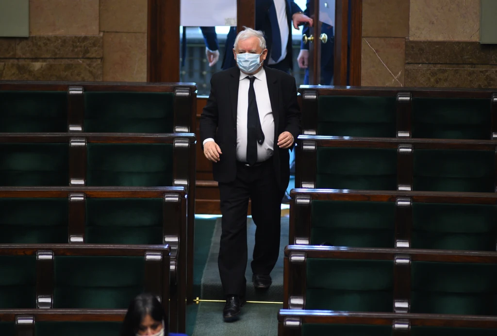 Jarosław Kaczyński w Sejmie w dniu 16 kwietnia 2020 roku Jarosław Kaczyński w Sejmie w dniu 16 kwietnia 2020 roku