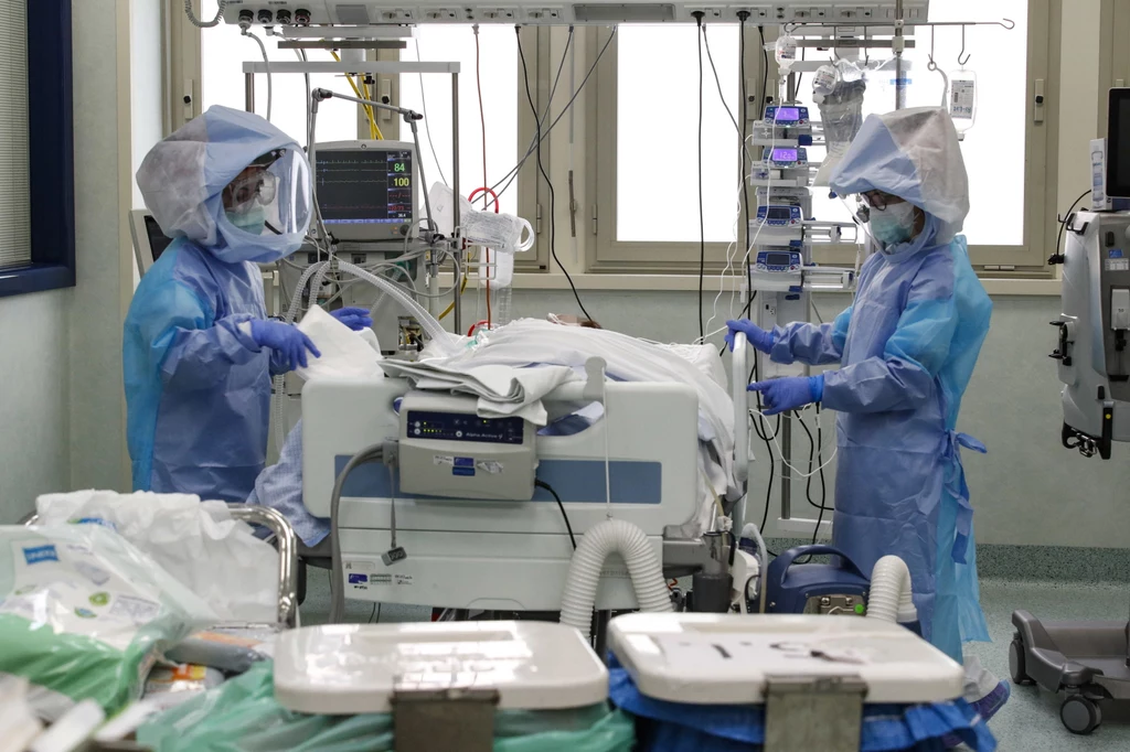 Od początku epidemii we Włoszech potwierdzono prawie 169 tysięcy przypadków koronawirusa. Od początku epidemii we Włoszech potwierdzono prawie 169 tysięcy przypadków koronawirusa.
