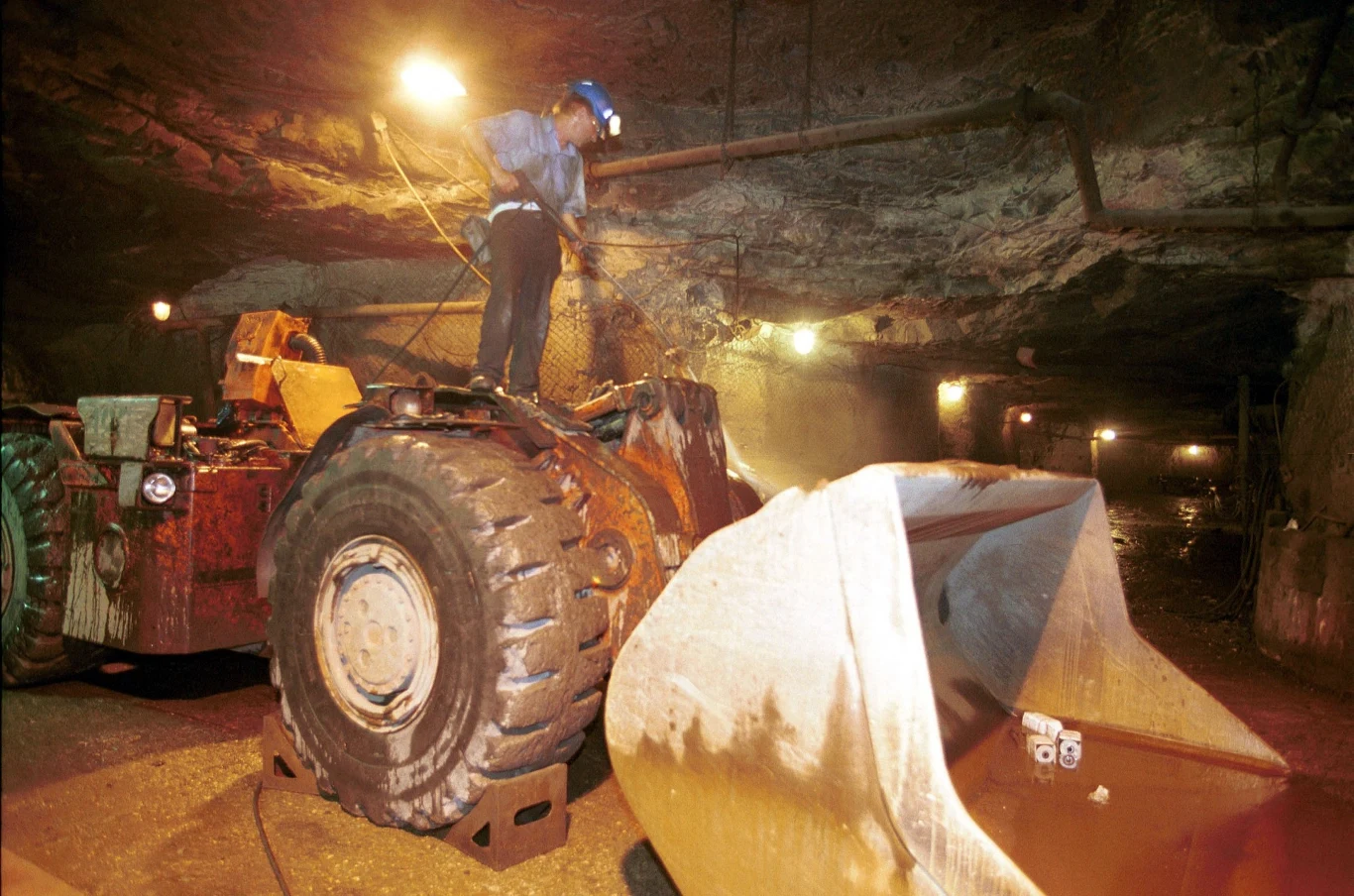 KGHM Miedź Polska to jeden z największych producentów miedzi na świecie KGHM Miedź Polska to jeden z największych producentów miedzi na świecie