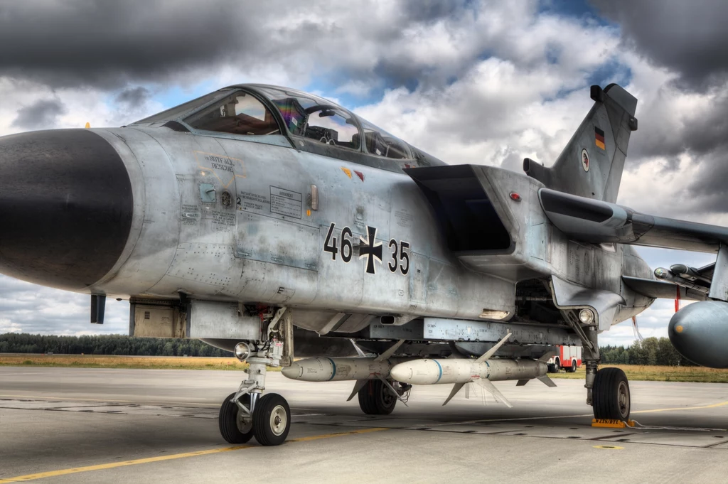 Niemieckie Tornada z bombami B61-12 zauważono nad USA 