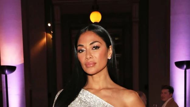 Nicole Scherzinger już podczas kwarantanny postanowiła opracować program ćwiczeń dla swoich fanów. O Mana Movement opowiedziała magazynowi "HILuxury ". "Jestem zachwycona, że mogę go opracować. Nazwałam go Mana Movement, bo gdy poszłam na wycieczkę z kuzynem, przechodziłam obok wodospadu i poczułam przypływ dobrej energii (many). Poczułam, że potrzebuje oczyszczenia i transformacji. 